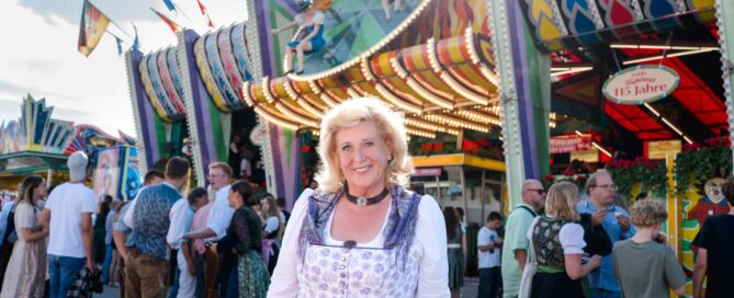 Selbst fromme Nonnen lieben das „Teufelsrad“ auf dem Oktoberfest